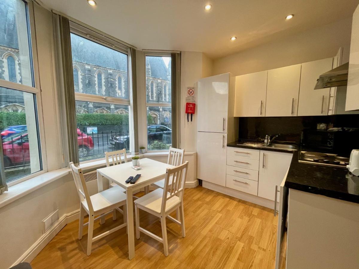 Bute Park Apartment W/ Heating + Private Bathroom Cardiff Exterior foto